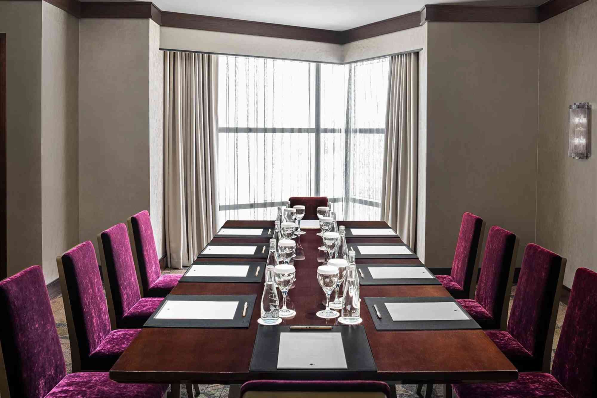 رقم فندق دبل تري مكة